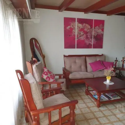 Buy this 5 bed house on Gabriela Mistral 135 in Partido de Lomas de Zamora, B1828 HGV Villa Centenario