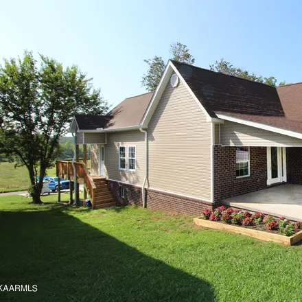 Image 2 - 702 West Broadway Street, Bucktown, Lenoir City, TN 37771, USA - House for sale