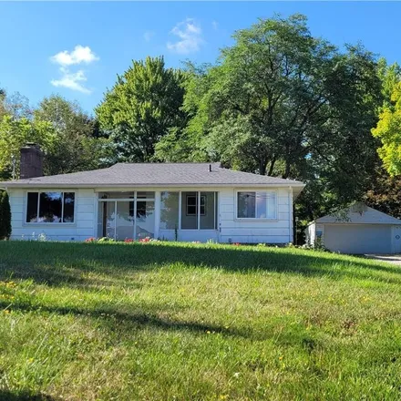 Buy this 3 bed house on Glenwood Drive in Twinsburg, OH 44087