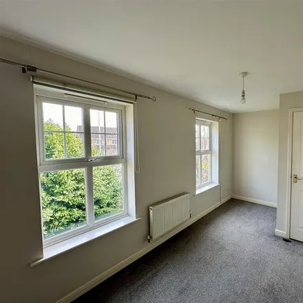 Image 9 - Carlton Moor Crescent, Darlington, DL1 4RF, United Kingdom - Duplex for rent