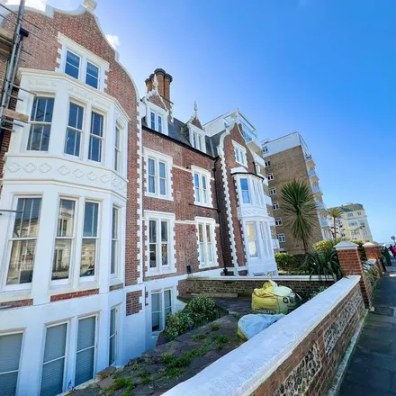 Image 3 - 70 Brunswick Place, Hove, BN3 1NB, United Kingdom - Apartment for rent