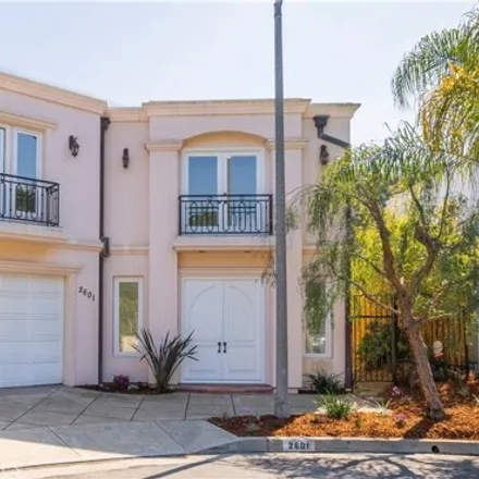 Rent this 4 bed house on Devista Place in Los Angeles, CA 91608