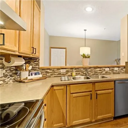 Image 9 - 14383 Anderson Lakes Parkway, Eden Prairie, MN 55347, USA - House for sale