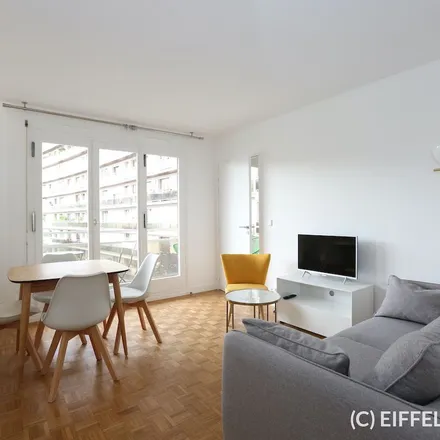 Image 2 - 337 Rue Lecourbe, 75015 Paris, France - Apartment for rent