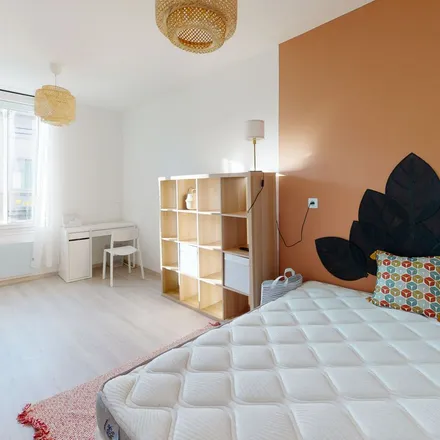 Rent this 1 bed apartment on 2 Route de Seysses in 31100 Toulouse, France