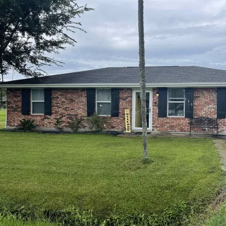 Buy this 3 bed house on 520 Cypress Street in Raceland, Lafourche Parish