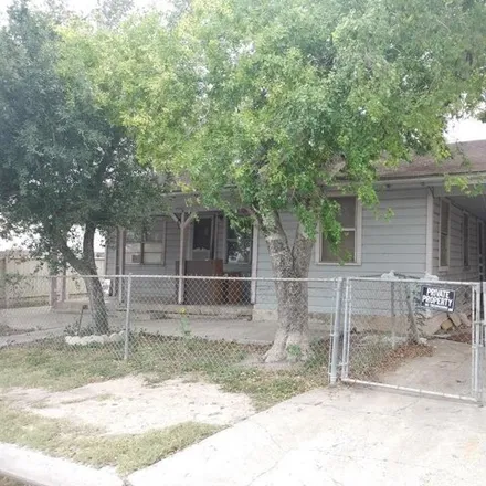 Buy this 3 bed house on 659 North C Street in Harlingen, TX 78550