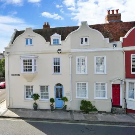 Image 2 - Oyster Mews, Portsmouth, PO1 2PL, United Kingdom - House for sale