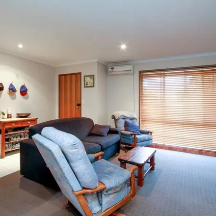Image 2 - Cunninghame Street, Sale VIC 3850, Australia - Apartment for rent