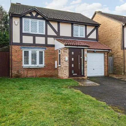 Buy this 4 bed house on Leafield Copse in Bracknell Forest, RG12 9YX