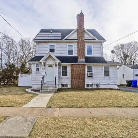 Buy this 3 bed house on 20 Terry Road in East Hartford, CT 06108