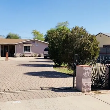 Buy this 4 bed house on 2545 North Mitchell Street in Phoenix, AZ 85006