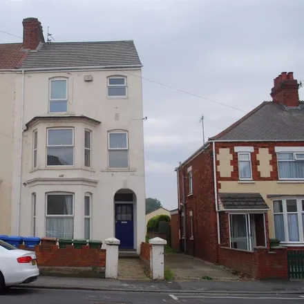 Rent this 2 bed apartment on Princes Avenue in Withernsea, HU19 2HZ