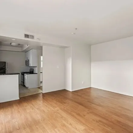 Rent this 3 bed apartment on Barrington & Santa Monica in South Barrington Avenue, Los Angeles