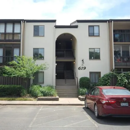 Buy this 3 bed condo on 619 Center St Apt T1 in Herndon, Virginia
