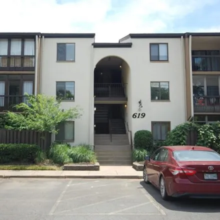 Image 1 - 619 Center St Apt T1, Herndon, Virginia, 20170 - Condo for sale