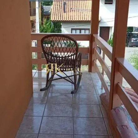 Buy this 5 bed house on Travessa Elpídio Jacinto Alves in Barra da Lagoa, Florianópolis - SC