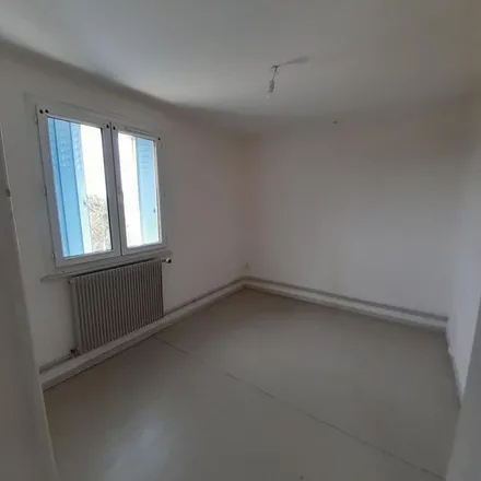 Image 3 - 21 Rue Georges Bretegnier, 70400 Héricourt, France - Apartment for rent