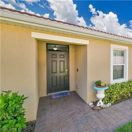 Image 2 - 4258 Dutchess Park Road, Fort Myers, FL 33916, USA - House for sale