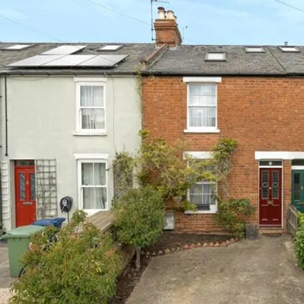 Buy this 3 bed townhouse on 53 Magdalen Road in Oxford, OX4 3DH