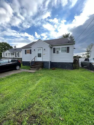 Buy this 3 bed house on 323 Vine Street in Johnstown, Beckley