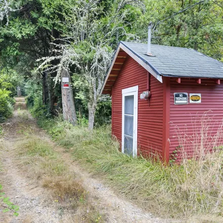 Buy this 2 bed house on 15339 Southeast Martins Street in Portland, OR 97236