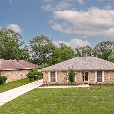 Rent this 4 bed house on 12521 Archery Drive in North Sherwood Forest, Baton Rouge