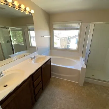 Image 8 - 998 East Serpent Rose Court, Paradise, NV 89052, USA - House for rent