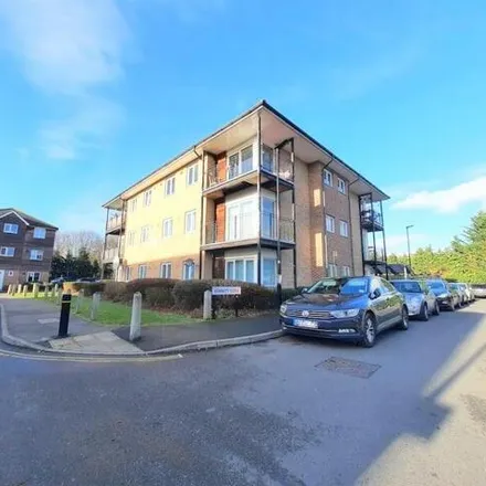 Buy this 1 bed apartment on Bennett Close in Hounslow, Great London