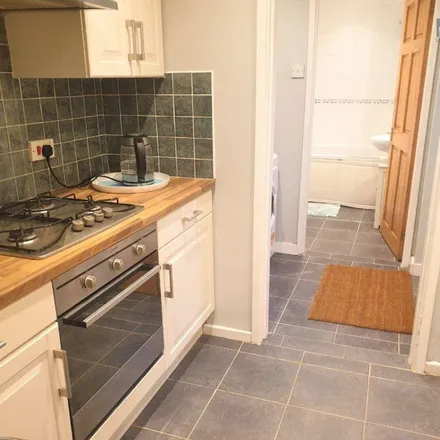 Rent this 2 bed apartment on SMITHDOWN RD/GRANVILLE RD in Smithdown Road, Liverpool