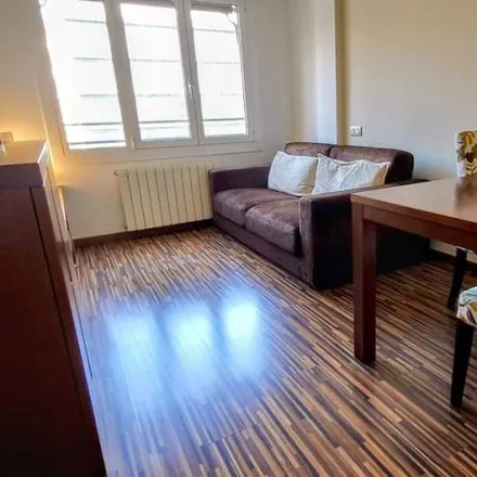Rent this 3 bed apartment on Carrer de Rossend Arús in 76, 08001 Barcelona