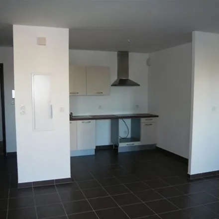 Rent this 2 bed apartment on 1 Piazza a chjappa in 20213 Penta-di-Casinca, France
