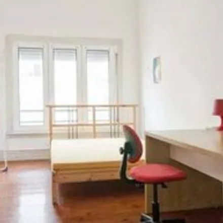 Rent this 6 bed room on Rua Augusto Gil