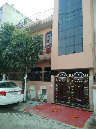 Buy this 7 bed house on unnamed road in Sector 111, Gurugram District - 122017