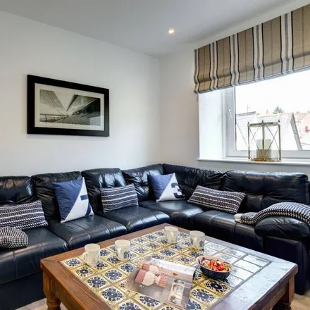 Image 8 - Salcombe, TQ8 8EX, United Kingdom - Apartment for rent