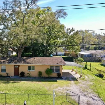 Image 2 - 38650 Alston Avenue, Zephyrhills, FL 33542, USA - House for sale