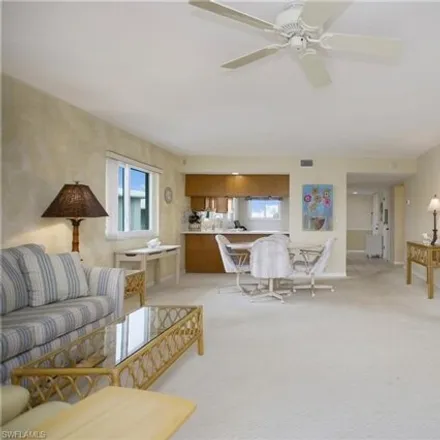 Image 9 - Royal Pelican Condos, Fort Myers Beach, Lee County, FL, USA - Condo for sale