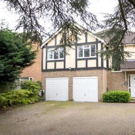 Buy this 5 bed house on Clifton Way in Hutton, CM13 2QP