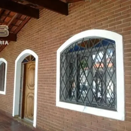 Buy this 3 bed house on Rua Salvador Russani in Alvinópolis, Atibaia - SP