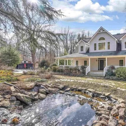 Buy this 7 bed house on 981 North Parker Road in Paris Point, Greenville County