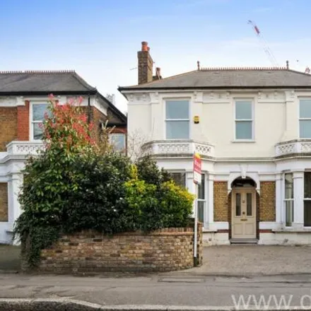 Image 8 - Gordon Road, London, W5 2AD, United Kingdom - House for sale