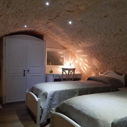 Rent this 2 bed apartment on 70011 Alberobello BA