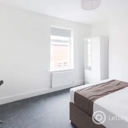 Image 5 - Lyndhurst Street, Eccles, M6 5NT, United Kingdom - Apartment for rent