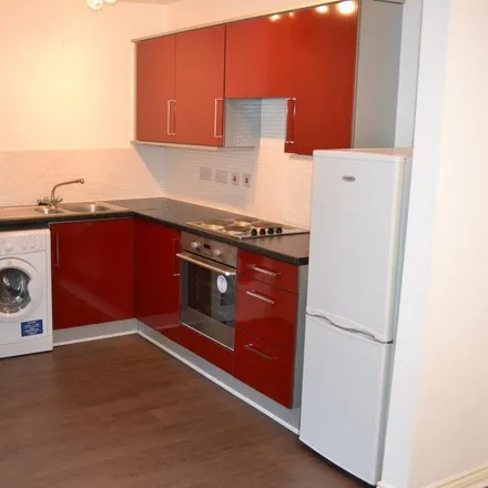 Image 3 - Spice Valley, The Valley, Astley Brook Close, Bolton, BL1 8RT, United Kingdom - Apartment for rent