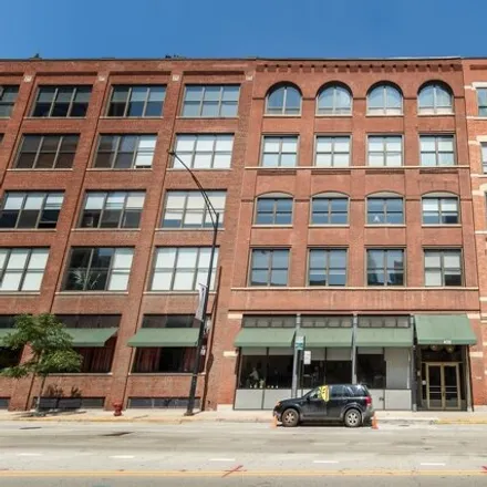 Buy this 2 bed condo on 410-420 West Grand Avenue in Chicago, IL 60654