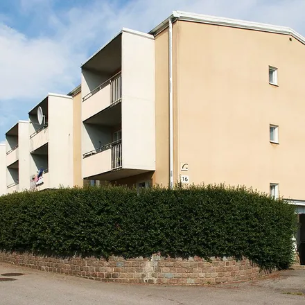 Rent this 3 bed apartment on Riggargatan 16 in 802 86 Gävle, Sweden