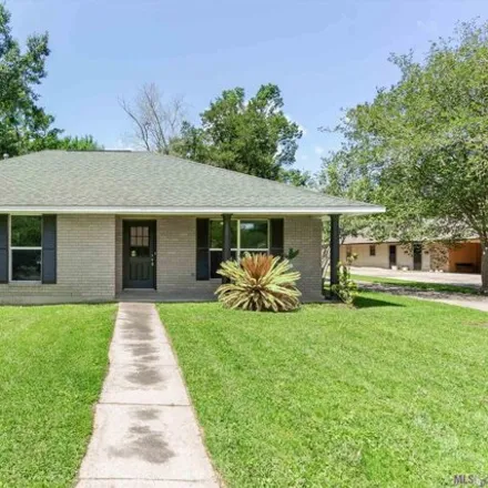 Buy this 3 bed house on 10733 Greencrest Drive in Greenwood, East Baton Rouge Parish