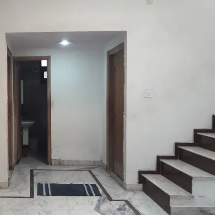 Rent this 2 bed house on Malanwali