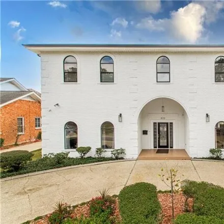 Buy this 7 bed house on 800 Crystal Street in New Orleans, LA 70124