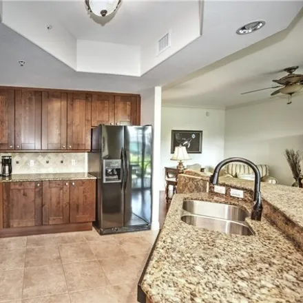 Image 7 - The Cottages at Naples Bay Resort, Tamiami Trail, East Naples, FL 33939, USA - Condo for sale